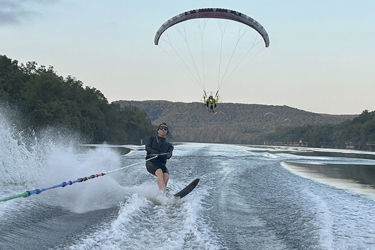 2B658C77-EAA5-4D5C-A5A5-B6332A108EC8