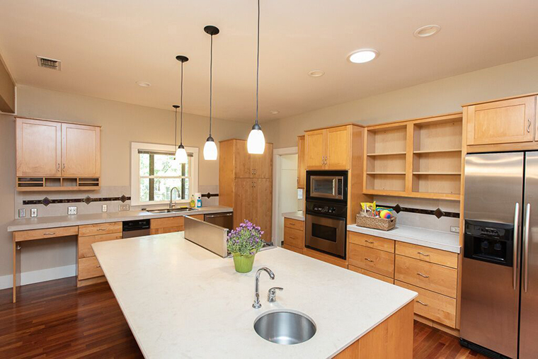 205 Park Lane_ 5-10-18_Ruud Photo_1_7_preview